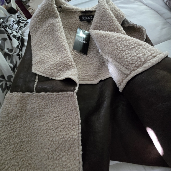 Faux Suede Vest - Picture 3 of 4